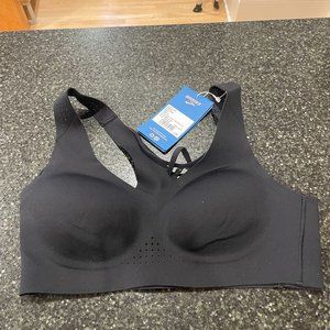 Brooks Dare V Neck Run/Sports Bra - 32 A/B - Black